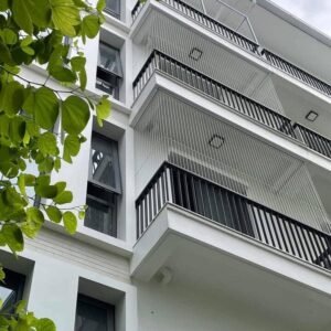 Lưới bảo vệ an toàn ban công nhà phố